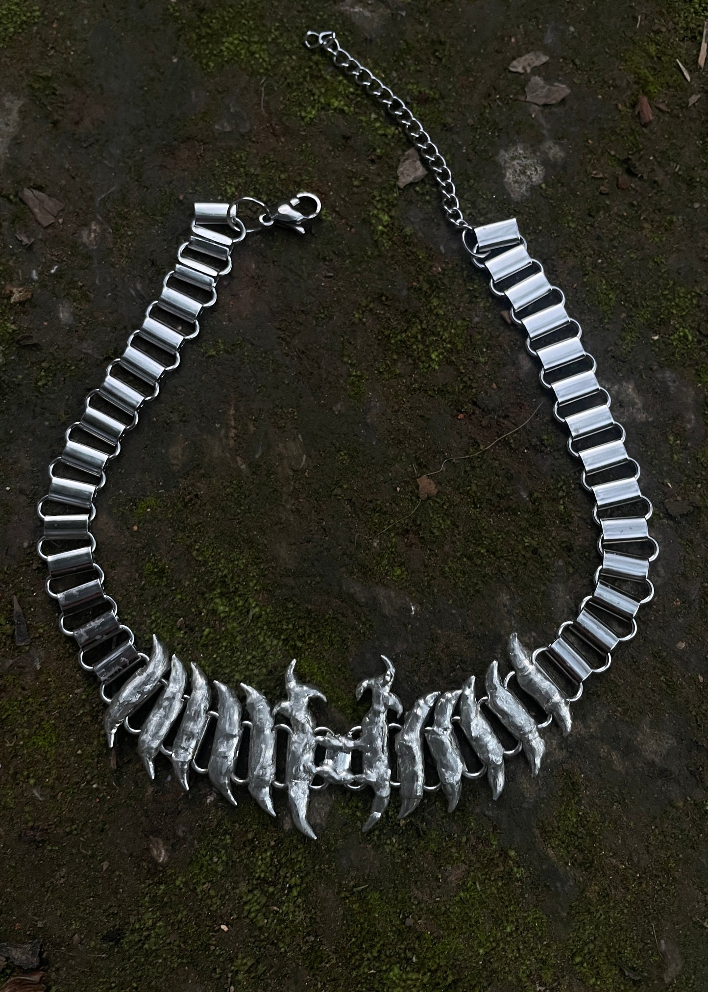 Thornspire Choker