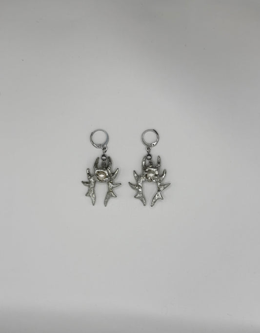 Pearly Horns Earrings