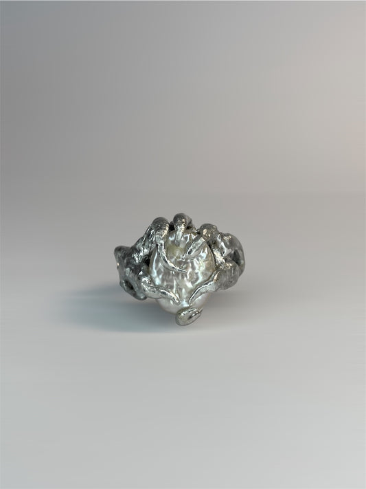Mother of pearl ring