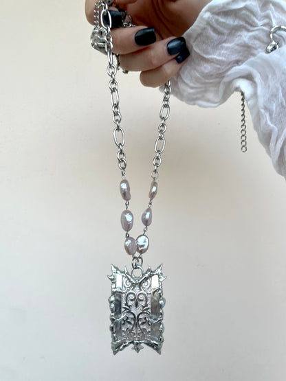 Garden of Pearls Necklace