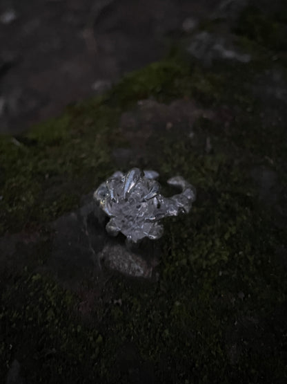 Cracked Tears Ring