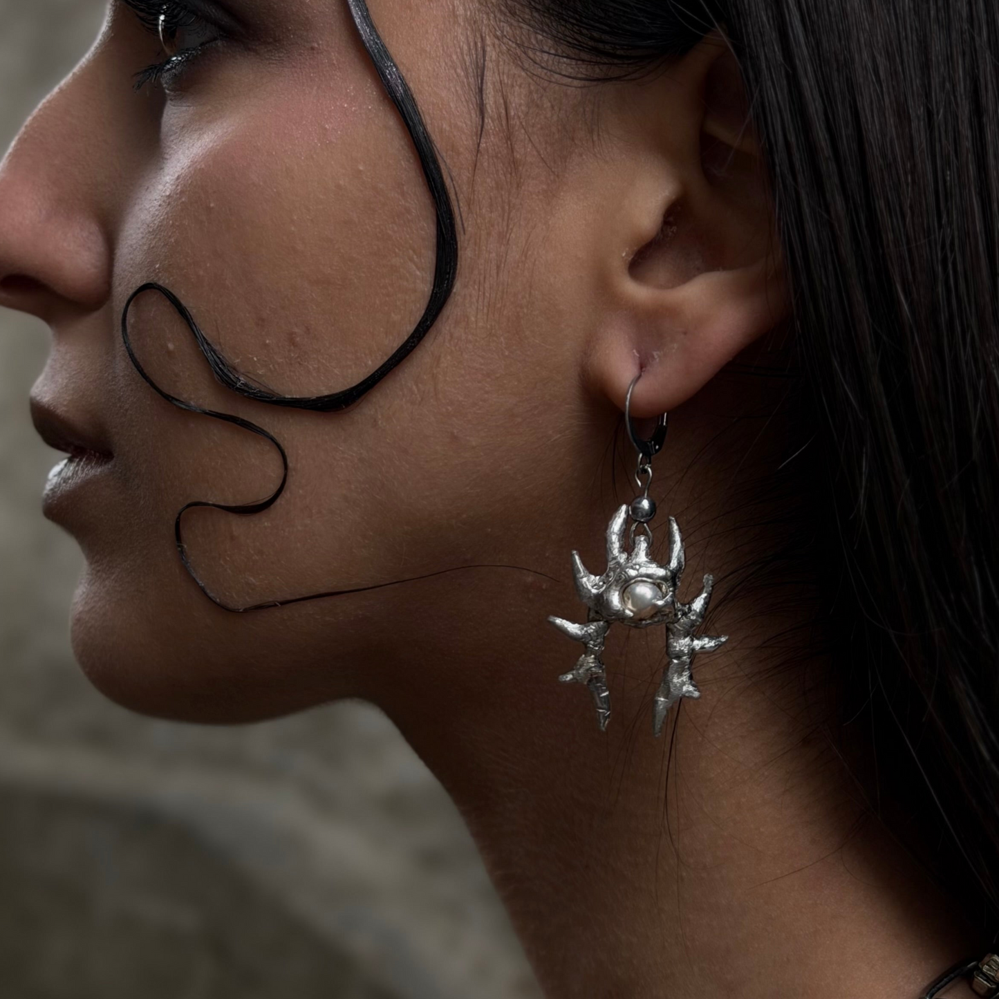 Pearly Horns Earrings