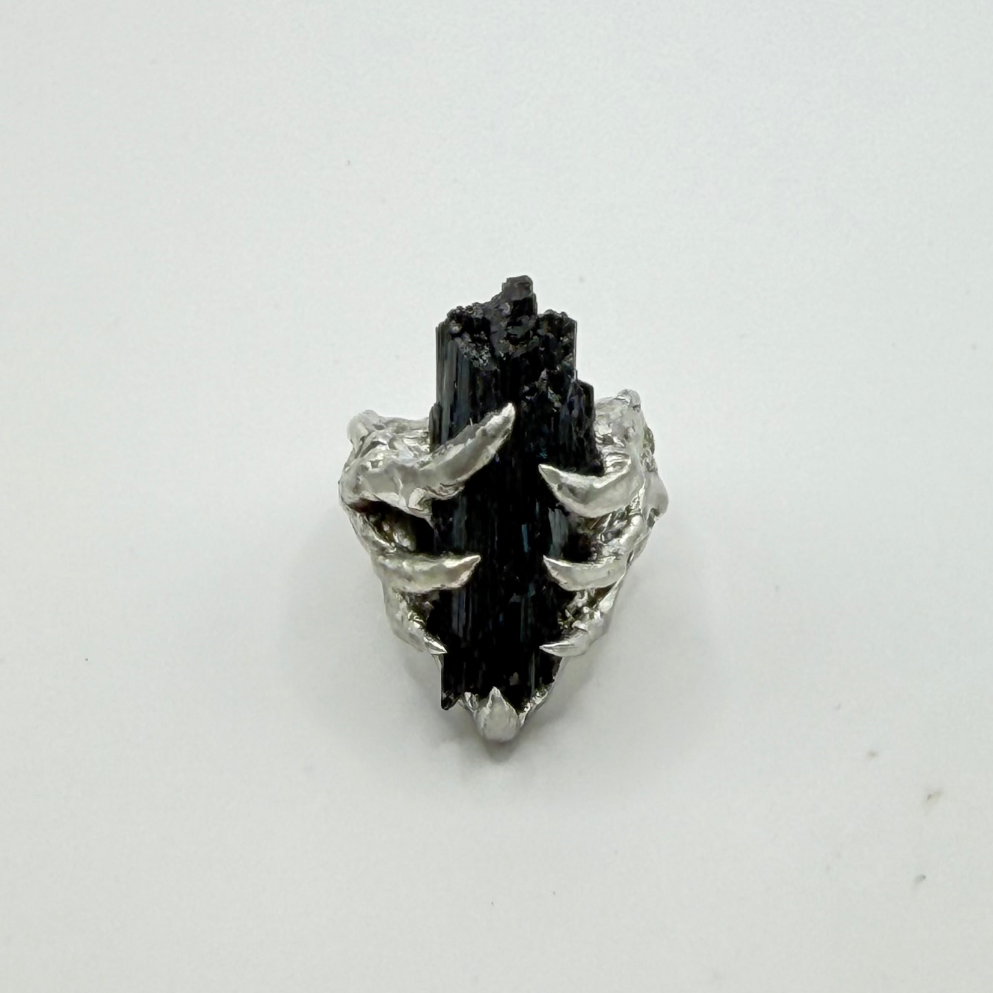 Black Current Ring